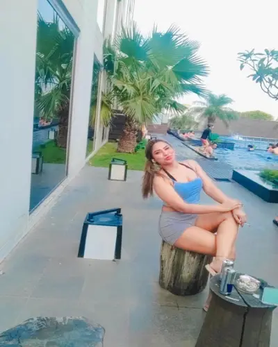 Escort Mohadi